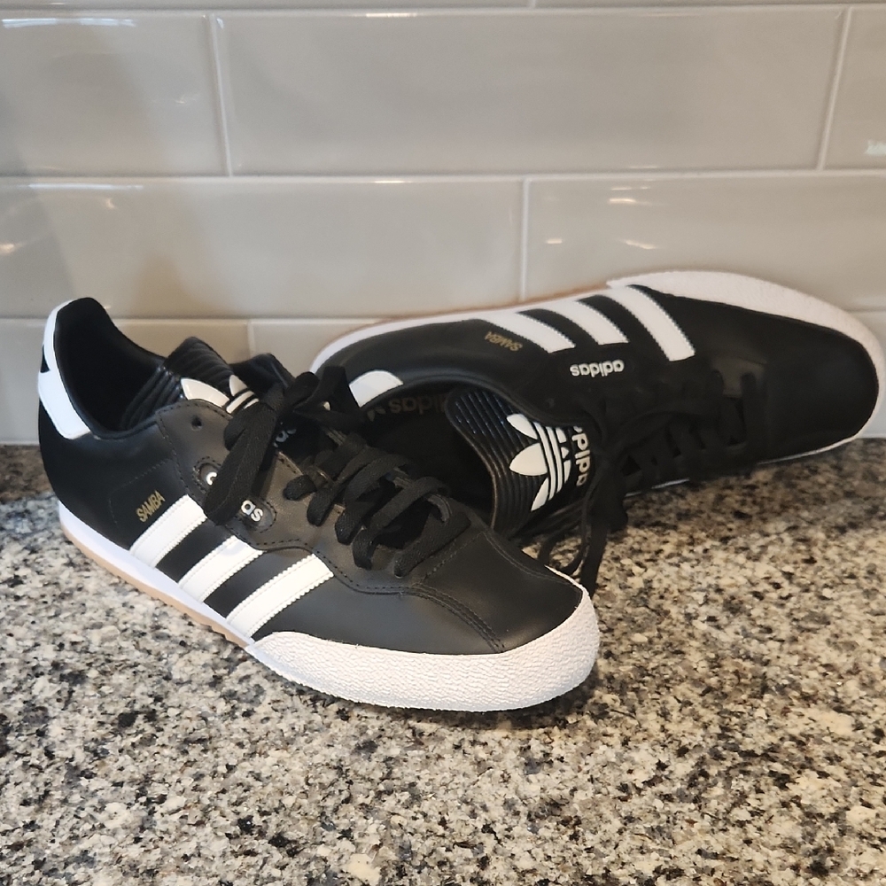 adidas Samba Super Shoes / Black & White